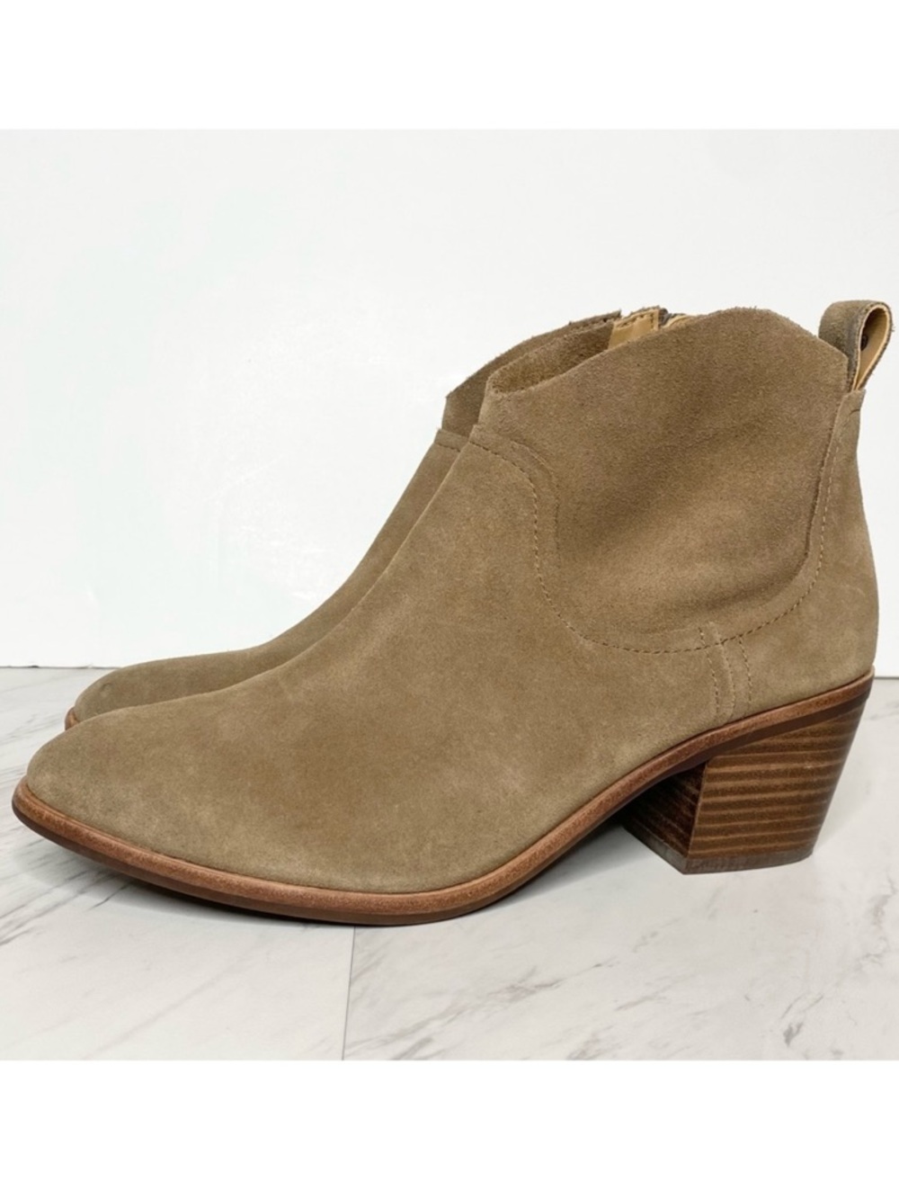 UGG Kingsburg Suede Stacked Heel Bootie 9 1/2